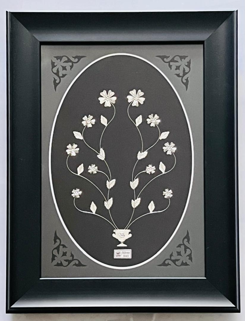 تابلو گل نقره